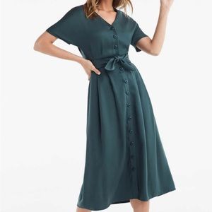VETTA Capsule convertible & sustainable midi dress in Emerald